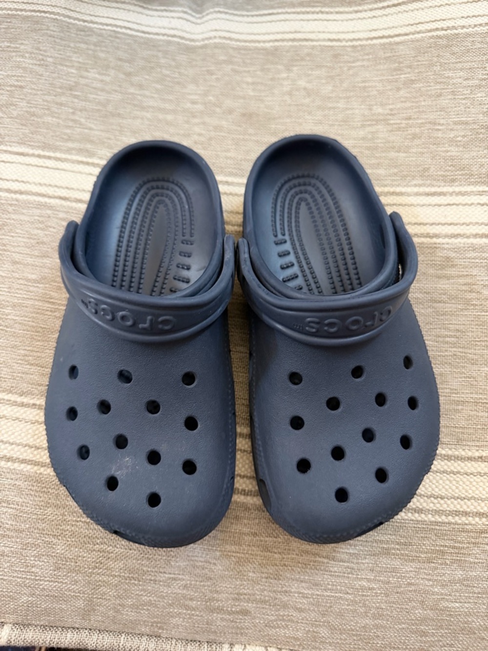 Crocs Kids Classic Clog - Navy J2